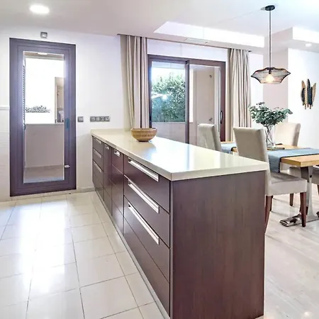 Nueva Andalucia By Costarentals - M33 *