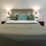 Nueva Andalucia By Costarentals - M33 דירה